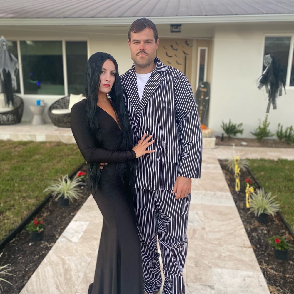Halloween Costume : Gangster or Gomez Adams ADAMS FAMILY XL